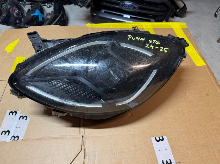Far stanga Ford PUMA ST-Line Facelift 2024/2025/2026
