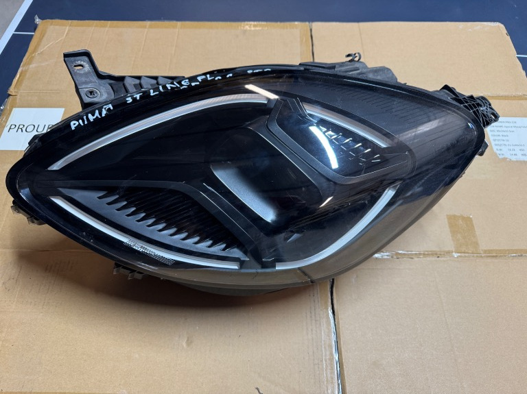 Far stanga Ford PUMA ST LINE FACELIFT 2025/2026