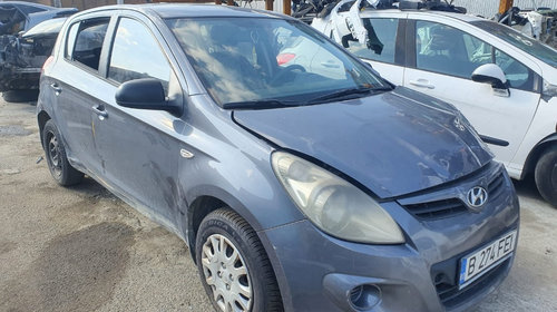 Far stanga Hyundai i20 2012 hatchback 1.4 crd