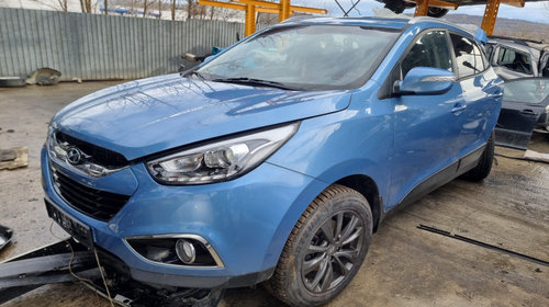 Far stanga Hyundai ix35 2014 suv 2.0 diesel