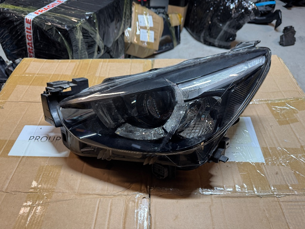 Far stanga Mazda 2 FULL LED 2016/2017/2018/2019/2020