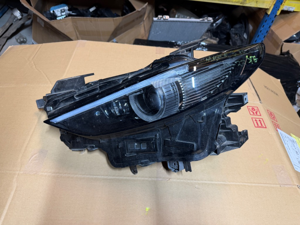 Far stanga Mazda 3 FULL LED 2019/2020/2021/2022/2023/2024/2025
