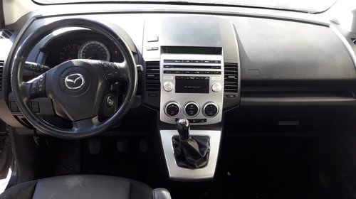 Far stanga Mazda 5 2006 Monovolum 2.0 D