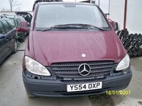 Far stanga Mercedes Vito