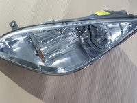 Far stanga Mitsubishi Colt 6 2004-2009, cod 0301208201