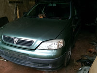 Far stanga Opel Astra G