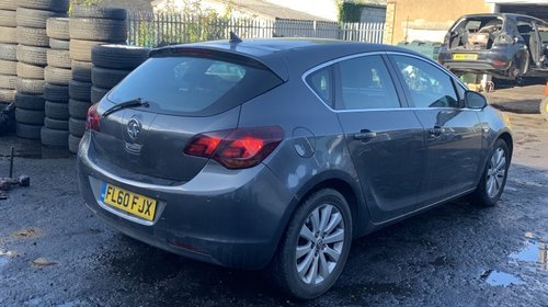 Far stanga Opel Astra J 2010 Hatchback 1.7CDTI A17DTR