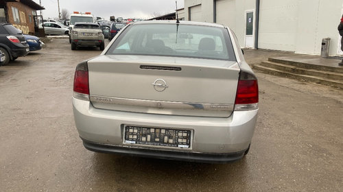 Far stanga Opel Vectra C 2005 limuzina 1.9 cdti