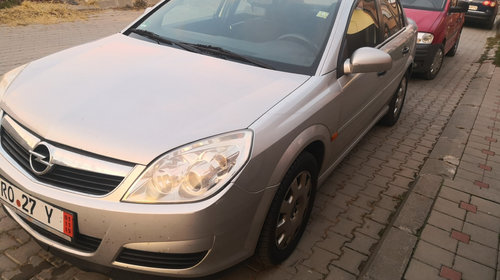 Far stanga Opel Vectra C 2006 Limuzina 1.9cdti