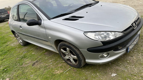 Far stanga Peugeot 206 [1998 - 2003] Hatchbac