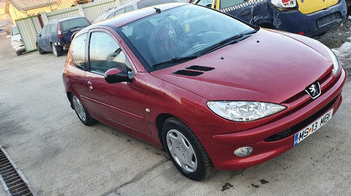 Far stanga Peugeot 206 1999 BERLINA CU Haion 1.4 B