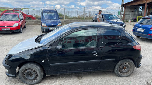 Far stanga Peugeot 206 2002 hatchback 1,4 benzina