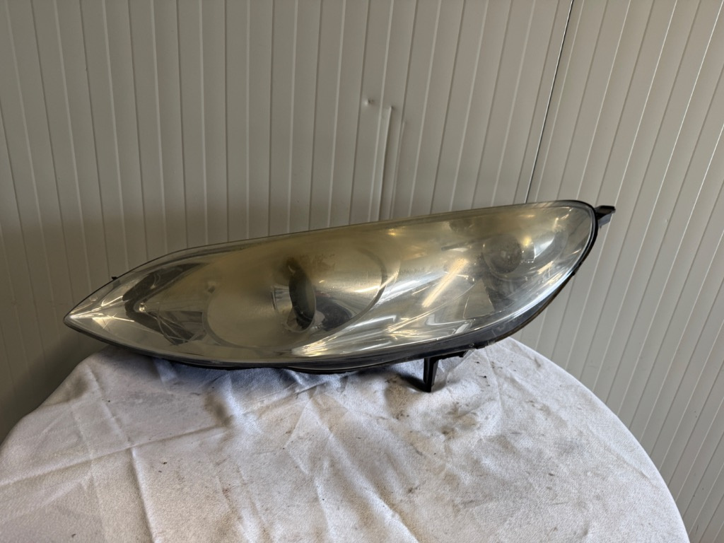 Far stanga Peugeot 407 XENON 2007/2008/2009/2010