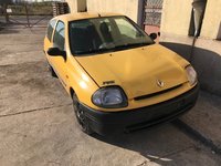 Far stanga Renault Clio 2 [1998 - 2005] Hatchback 3-usi 1.5 DCI MT (65 hp)