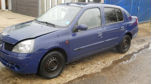 Far stanga Renault Clio 2004 berlina 1.4