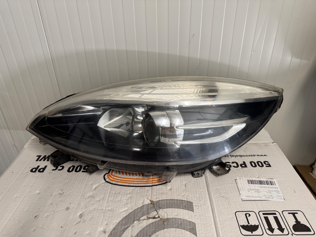 Far stanga Renault Grand SCENIC 3 LUPA HALOGEN 2009/2010/2011/2012/2013/2014/2016/2016