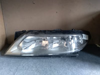 Far stanga Renault Laguna 2 2001-2005 8200163323