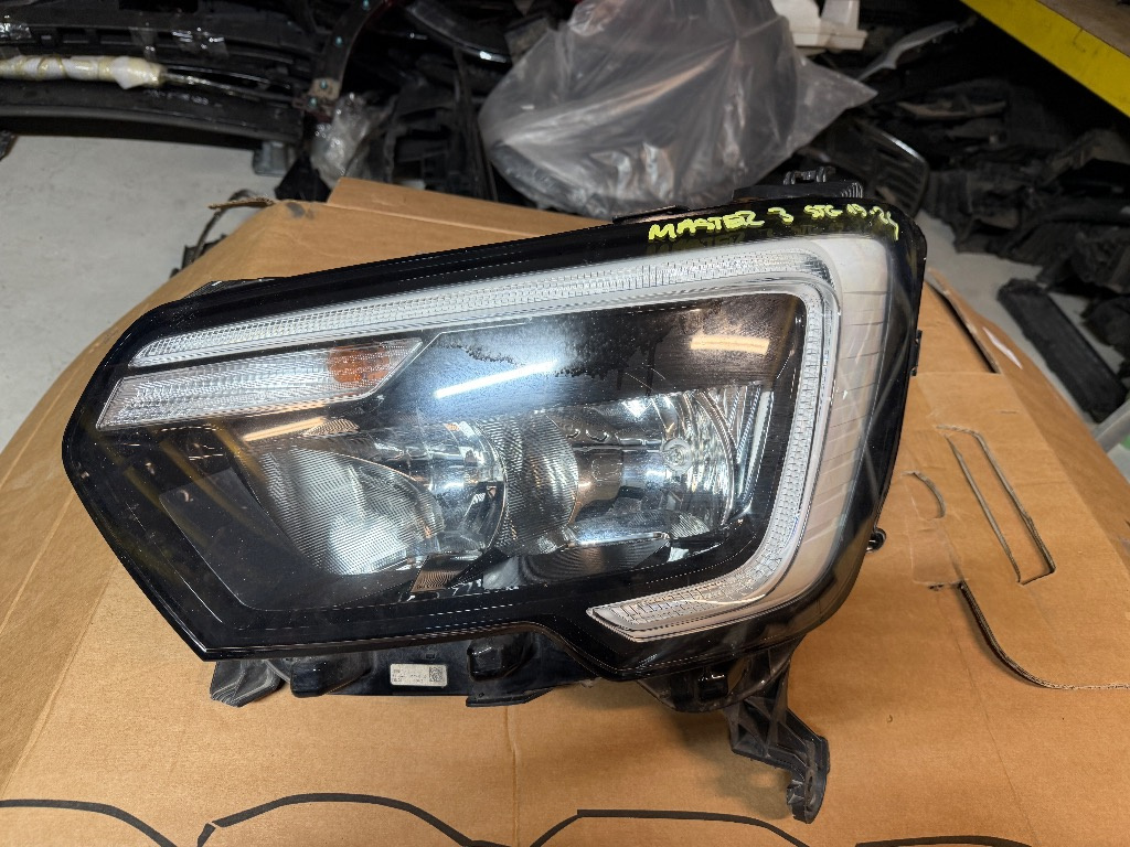 Far stanga Renault Master 3 Halogen LED 2020/2021/2022/2023/2024
