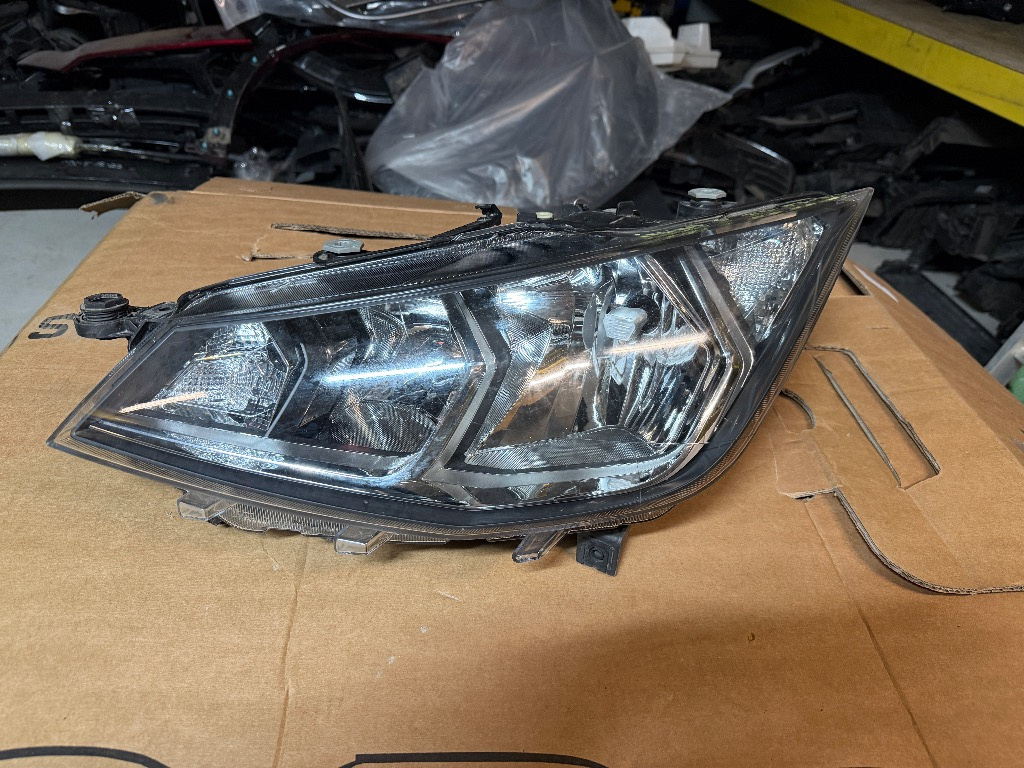 Far stanga Seat Ibiza 5 Arona Halogen 2017/2018/2019/2020/2021/2022/2023/2024