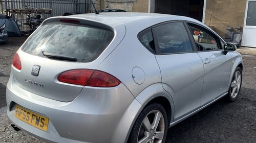 Far stanga Seat Leon II 2006 Hatchback 1P 2.0 TDI BKD