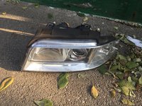 Far stanga si dreapta Audi A4 din 2000 xenon original