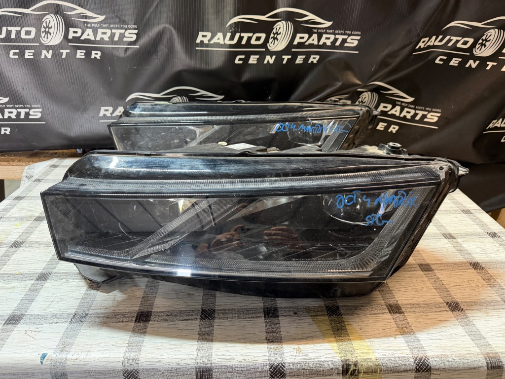 Far stanga Skoda Octavia 4 MATRIX FULL LED 2020/2021/2022/2023