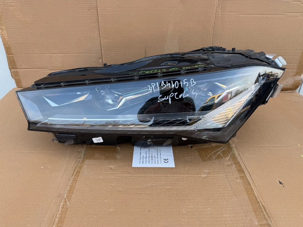 Far stanga Skoda Superb 4 FULL LED Matrix cod 3P1941015B 2024/2025/2026