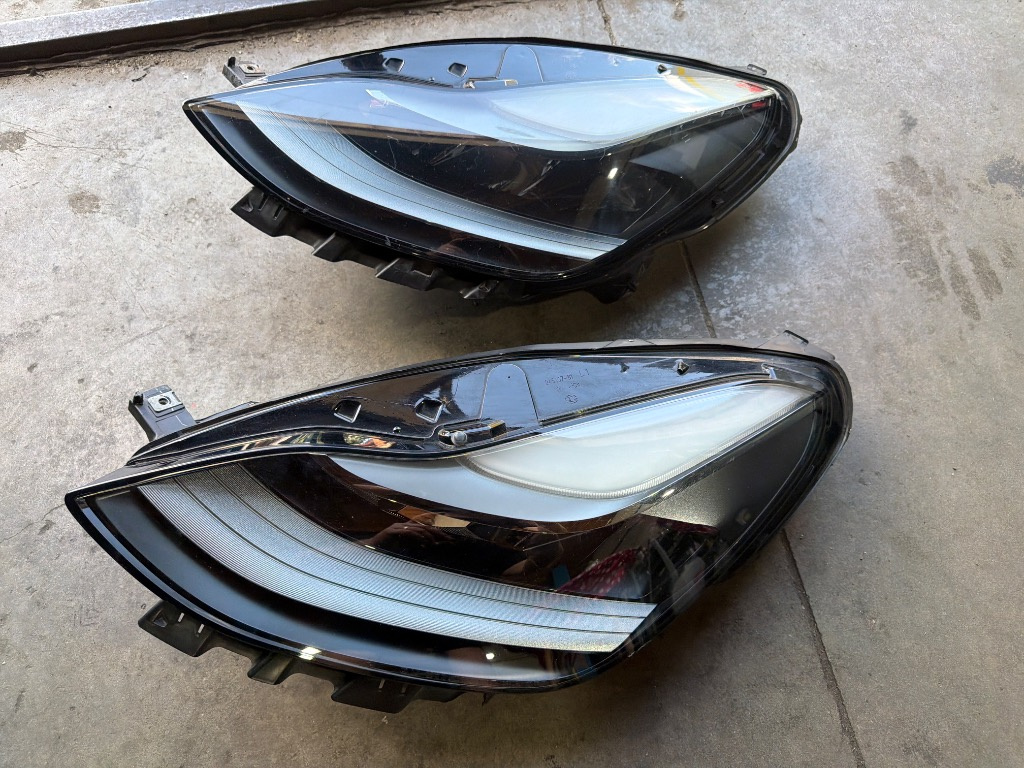 Far Stanga Tesla Model 3 / Model Y cod 1514952-00-D