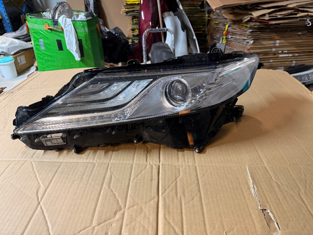 Far stanga Toyota Camry XV70 FULL LED 2017/2018/2019/2020/2021/2022