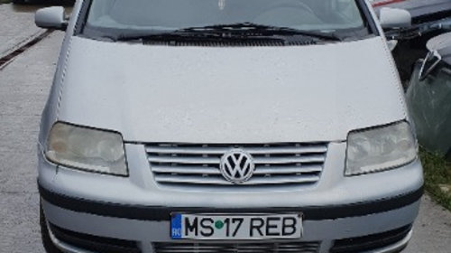 Far stanga Volkswagen Sharan 2001 MINIBUS 1.9