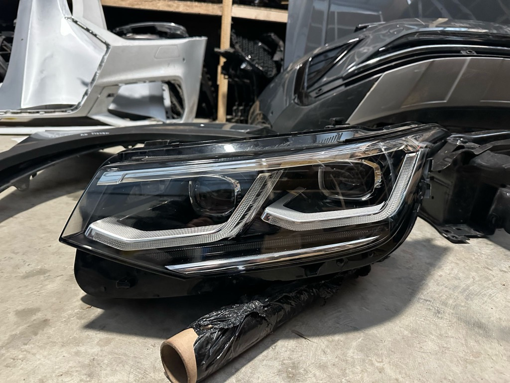 Far stanga Volkswagen Tiguan 2020/2021/2022/2023