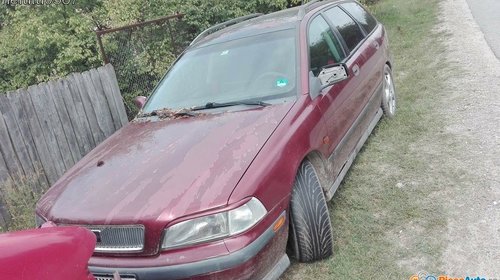 Far stanga Volvo V40 1997 break 2.0