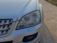 Far stanga xenon Mercedes ML w164