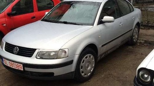 Far Vw Passat B5 1.6 an 2000 stanga dreapta