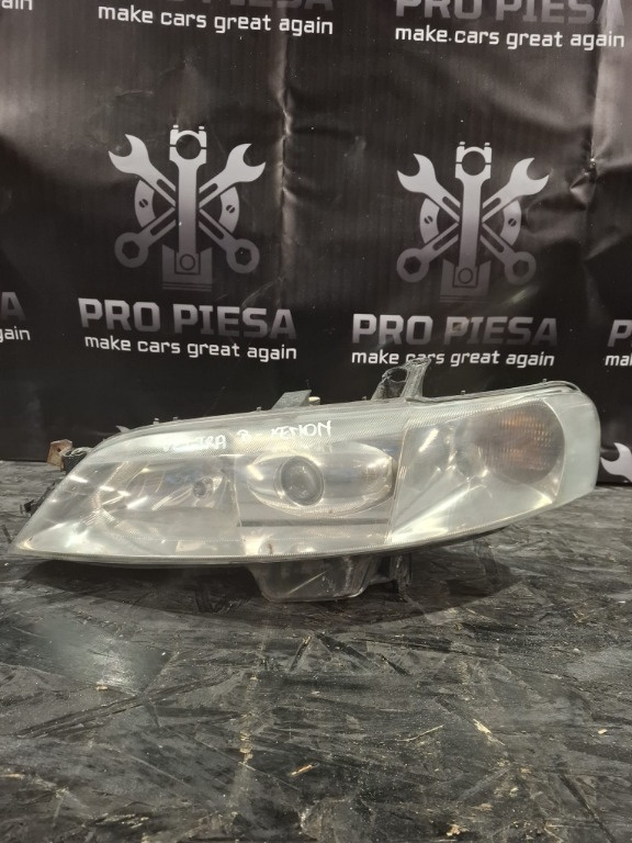 Far Xenon Opel Vectra C- conditie impecabila - imagine 1