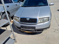 Far xenon stanga dreapta Skoda Fabia 1 din 2002 2003 2004 2005