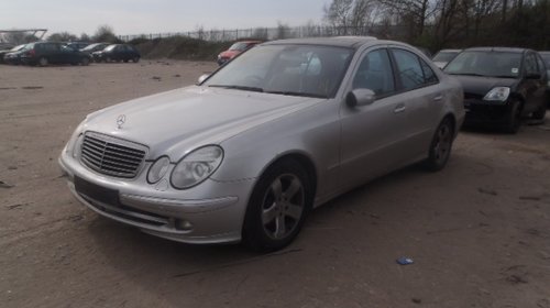 Faruri bi xenon mercedes w211 an 2005