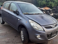 Faruri,capota,bara fata, fezete, trager Hyundai i20 1.2 benzina 2009