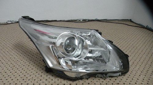 Faruri cu XENON Toyota Avensis cod - 81166-05310