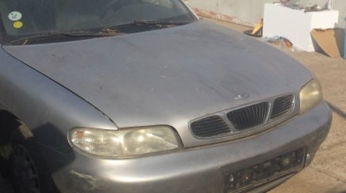 Faruri Daewoo Nubira 1 din 2000