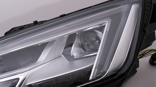Faruri LED compatibil cu Audi A4 B9 8W (2016-2018)