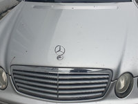 Faruri Mercedes C Class W203