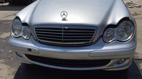 Faruri Mercedes FACELIFT C class 220 cdi W203