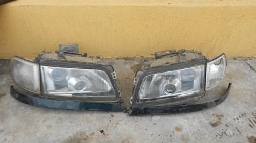 Faruri originale cu xenon Audi A 8 2000