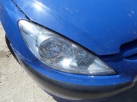 Faruri Peugeot 307 din 2005