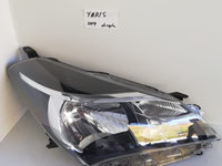 Faruri Toyota Yaris 2014-2017 far dreapta