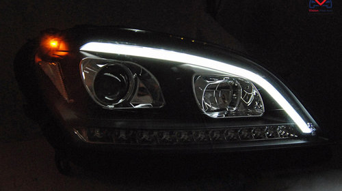 Faruri Tube Light compatibil cu Mercedes M-Class W164 (2005-2008) Negru cu Semnal Dinamic Tuning Mercedes-Benz HLMBW164B