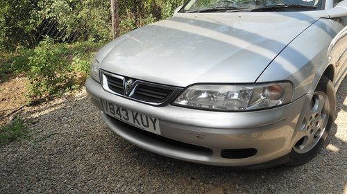 Faruri vectra b