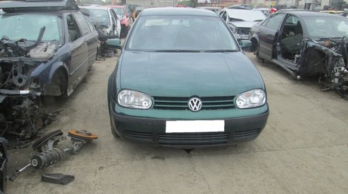 Faruri VW Golf 4 din 2003