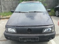 Faruri - VW Passat Variant B2, 1.8i tip motor VW AAM, an 1992